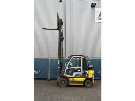 Dieseltrukki - Nissan 25 (35)