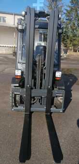 Diesel Forklifts 2014  Linde H30D-02 (5)