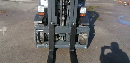 Diesel gaffeltruck 2014  Linde H30D-02 (6)
