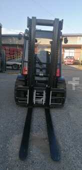 Diesel Forklifts 2019  Linde H45D-02 váha (4)
