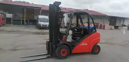 LPG VZV 2007  Linde H35T (1)