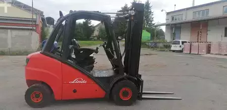 LPG VZV 2007  Linde H35T (3)