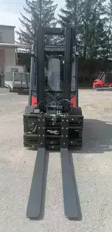 Dieselový VZV 2018  Linde H35D-02 otoč 360° (4)