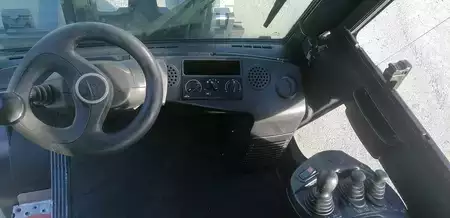 Dieselový VZV 2019  Linde H35D-02 (5)