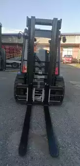 Dieselový VZV 2019  Linde H45D-02 (4)