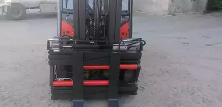 Dieselový VZV 2017  Linde H35D-02 (12)