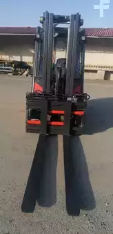 Dieselový VZV 2017  Linde H35D-02 (4)