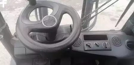 Dieselový VZV 2019  Linde H35D-02 (14)