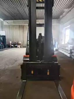 Elektro čtyřkolový VZV 2011  Linde E40P-02 (3)