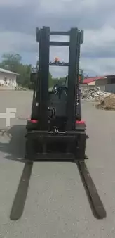 Elektro čtyřkolový VZV 2001  Linde E48P (3)