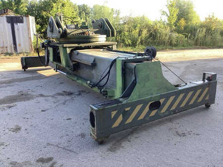 Reachstackers 2000  Linde 4130TL/4 (18)