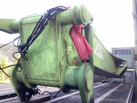Reachstackers 2000  Linde 4130TL/4 (19)