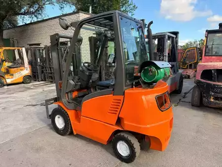 LPG Forklifts 2000  Steinbock Boss CL20C (3)