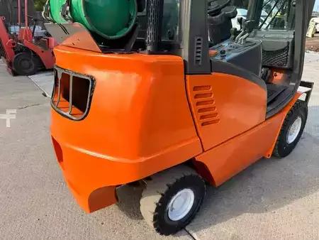 LPG Forklifts 2000  Steinbock Boss CL20C (4)