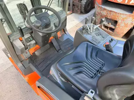 LPG Forklifts 2000  Steinbock Boss CL20C (8)