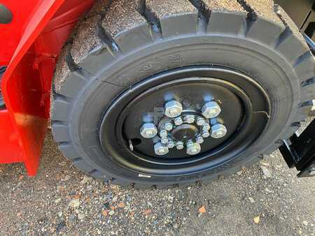 Carrelli elevatori diesel 2021  Maximal FD30T (12)