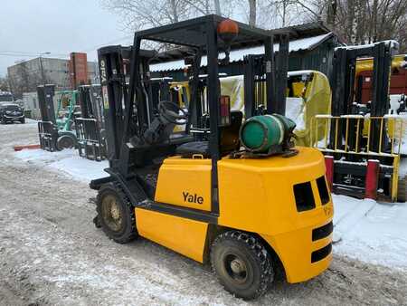 LPG Forklifts 1999  Yale GLP-30TF (3) 