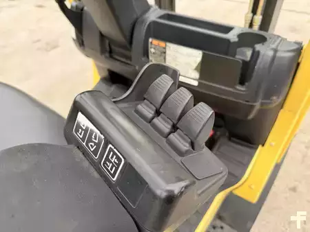 Chariots élévateurs GPL 2006  Hyster H1.6FT (13)
