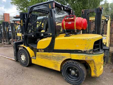 LPG Forklifts 2015  Yale GLP55VX (3)