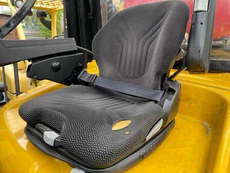 LPG Forklifts 2015  Yale GLP55VX (8)