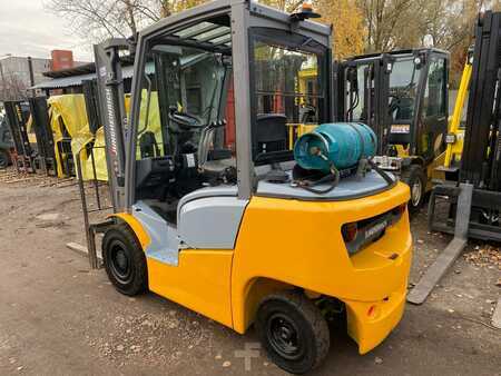 Gasoltruck 2017  Jungheinrich TFG425 (3)