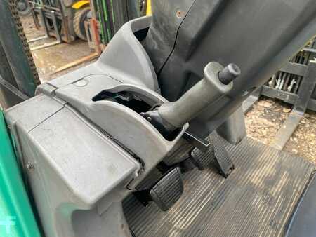 Treibgasstapler 2010  Mitsubishi FG18N (9)