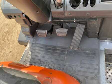 Treibgasstapler 2005  Nissan UD02A25PQ (7)
