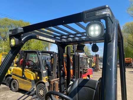 Carrelli elevatori diesel 2013  Yale GDP30VX (9)
