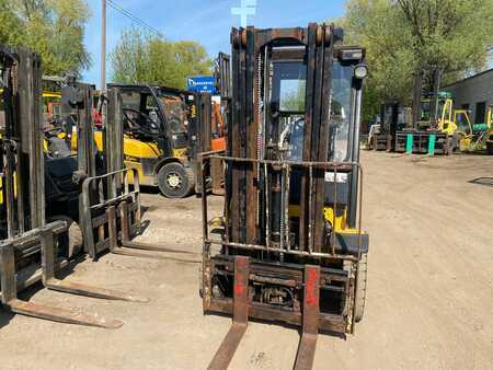 Diesel truck 2011  Yale GDP25VX (4)