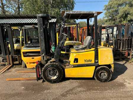 Dieselstapler 2002  Yale GDP30TF (2)