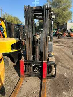 Dieselstapler 2002  Yale GDP30TF (4)