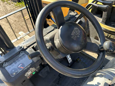 Gas gaffeltruck 2005  Nissan UGD02A30PQ (7)