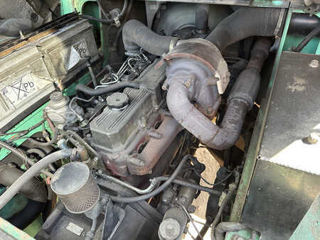Diesel truck 2012  Mitsubishi FD70 (15)