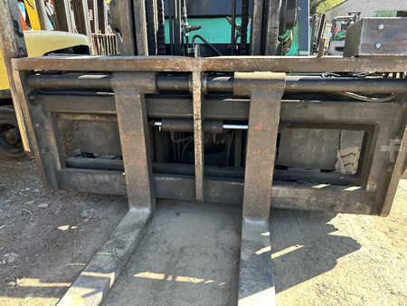 Diesel truck 2012  Mitsubishi FD70 (5)