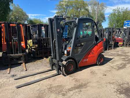 LPG VZV 2011  Linde H20T-01 (1)