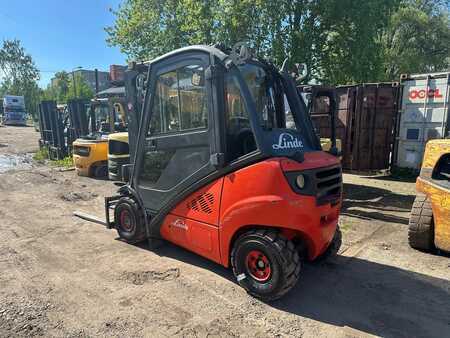 LPG VZV 2011  Linde H20T-01 (3)
