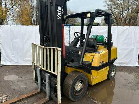 LPG VZV 2005  Yale GLP40LJ (2)
