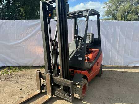 Diesel Forklifts 1999  Linde H16D (2)