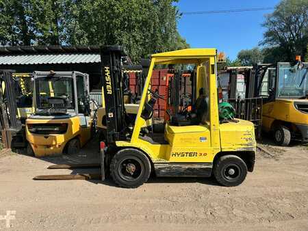 Carretilla elevadora GLP 2003  Hyster H3.00XM (2)