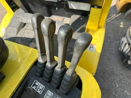 Carretilla elevadora GLP 2003  Hyster H3.00XM (8)