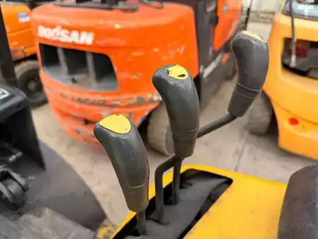 Diesel gaffeltruck 2004  Daewoo D25S-3 (7)