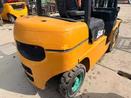Dieselstapler 2006  HC (Hangcha) CPCD20N-RW8 (5)