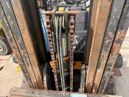 Dieselstapler 2006  HC (Hangcha) CPCD20N-RW8 (6)