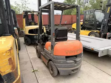 Diesel heftrucks 1996  Toyota 02-6FDF15 (2)