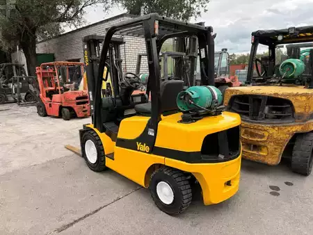 Carrelli elevatori GPL 2005  Yale GLP30VX (3)