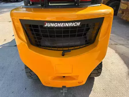 LPG VZV 2013  Jungheinrich TFG435s (5)