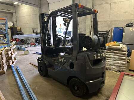LPG Forklifts 2014  Toyota 02-8FGF18 (12) 