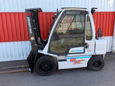 Diesel Forklifts 2018  Unicarriers YG1D2A30Q (1)