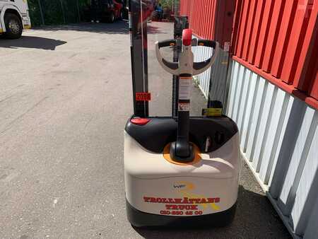 Pallet Stackers 2022  Crown WF (2)