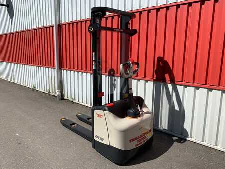 Pallet Stackers 2022  Crown WF3000 (3)